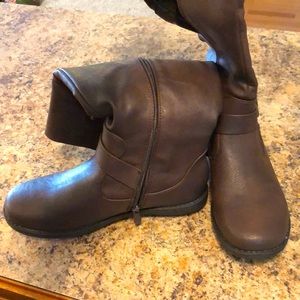 Dreampairs size 7 wide tall boots bundle brown and black with faux fur lining